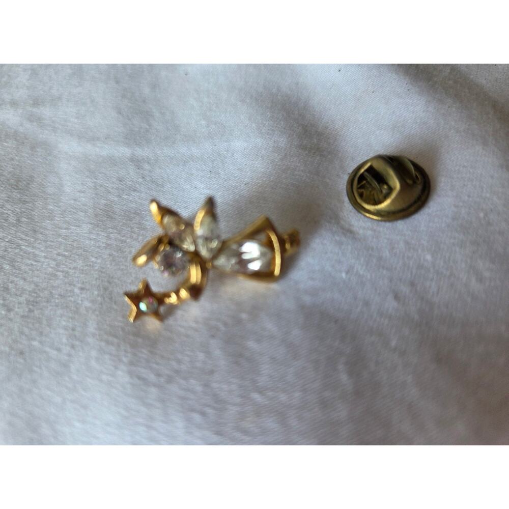 Rhinestone Fairy Pin Gold Tone Star